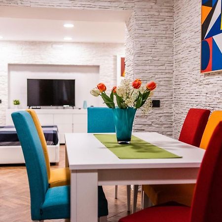 Avg Citycenter Apartments Palermo Esterno foto