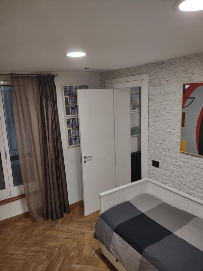 Avg Citycenter Apartments Palermo Esterno foto