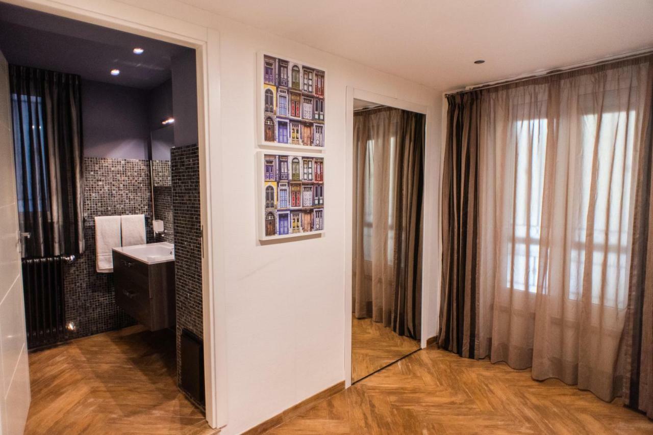 Avg Citycenter Apartments Palermo Esterno foto